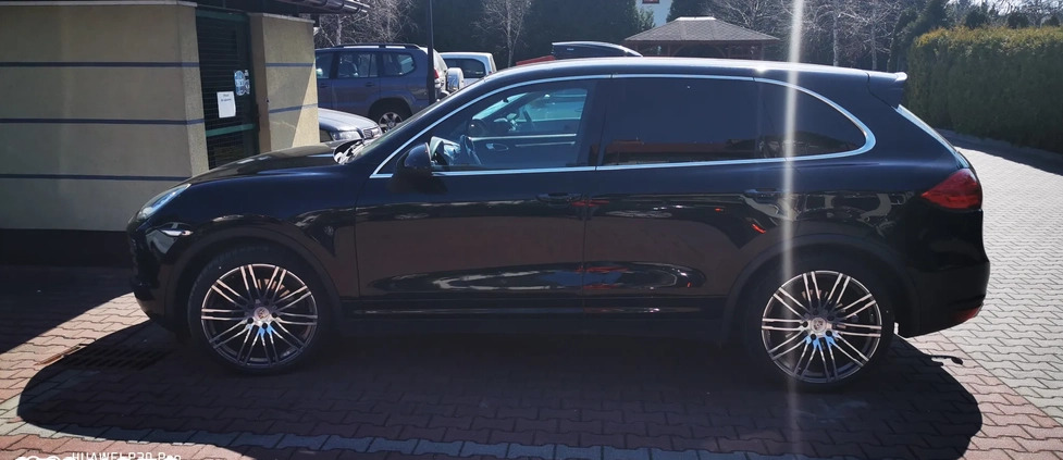 Porsche Cayenne cena 79999 przebieg: 322000, rok produkcji 2011 z Katowice małe 92